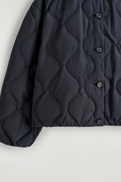 COS ギャザー入り キルティングダウンジャケット