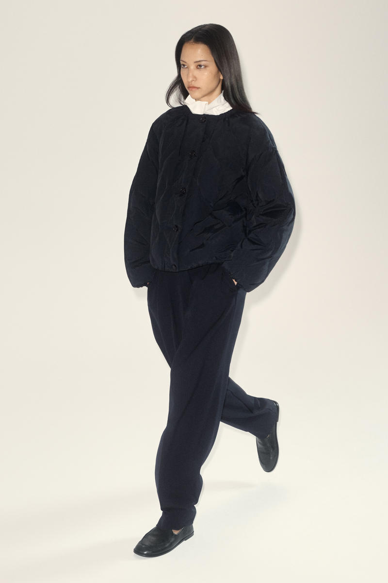 COS ギャザー入り キルティングダウンジャケット