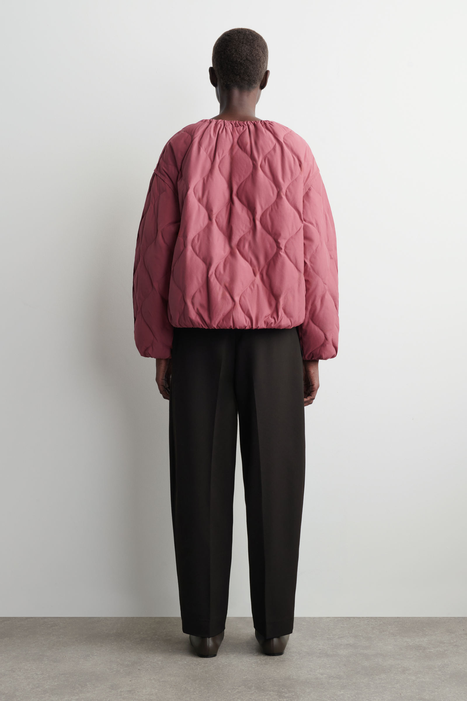 GATHERED QUILTED DOWN JACKET ギャザー入り キルティングダウン 
