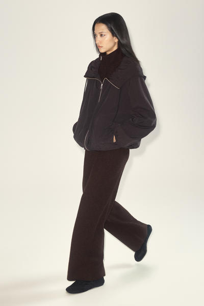 COS テクニカルフード付きパーカージャケット