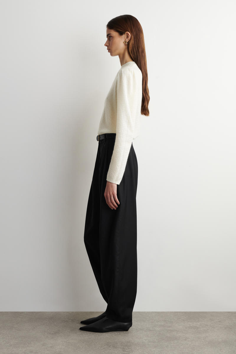 COS ジグザグ編みのモヘア混セーター