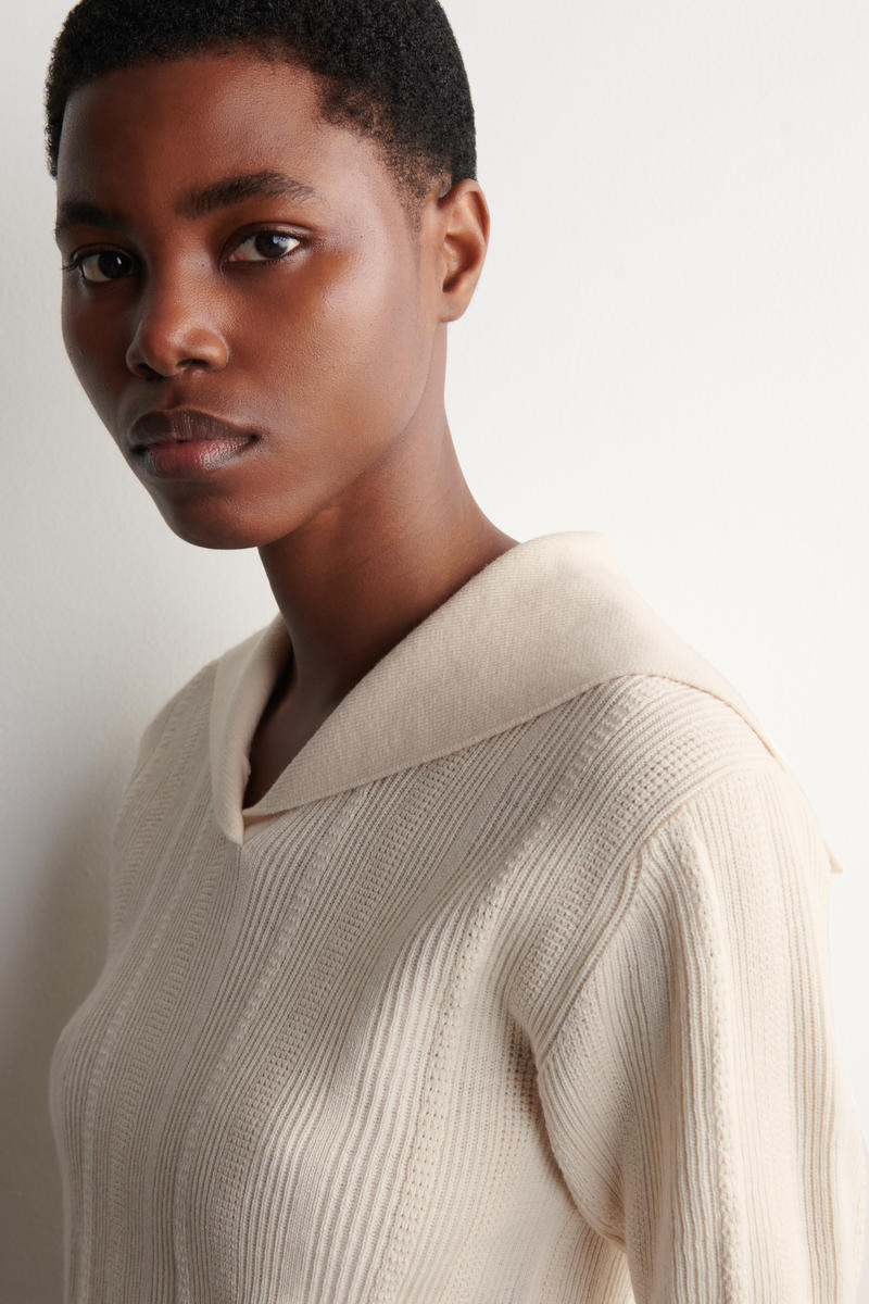 COS セーラーカラー ウールポロトップ