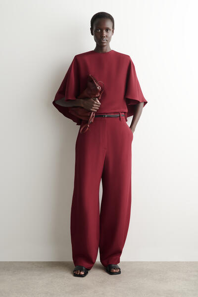 COS ドレープシルクトップ