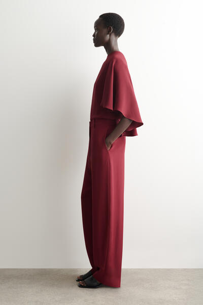 COS ドレープシルクトップ