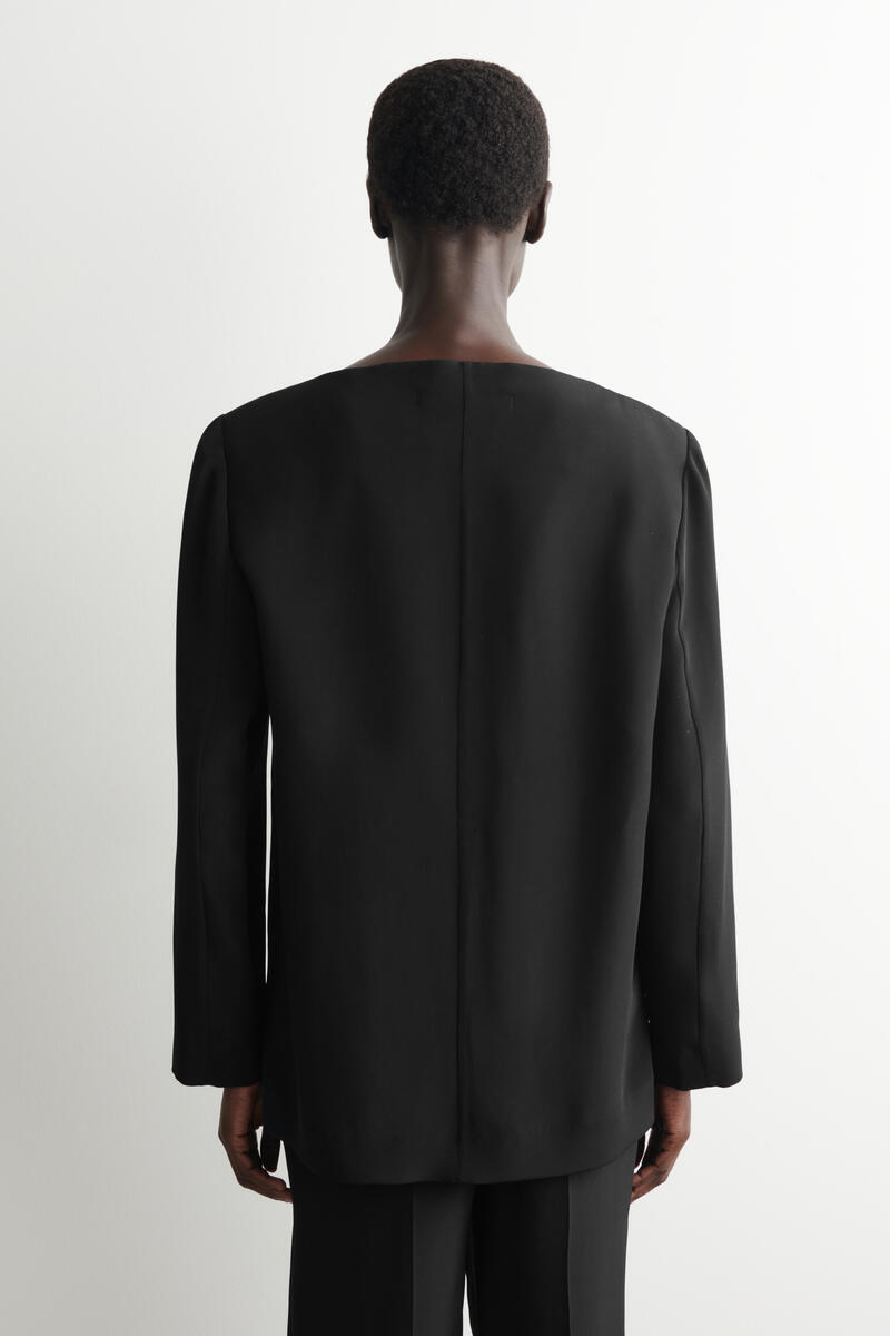 COS テーラードシルクトップ