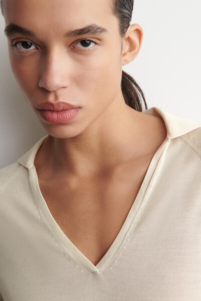 COS シアーニット シルクカシミヤボディスーツ