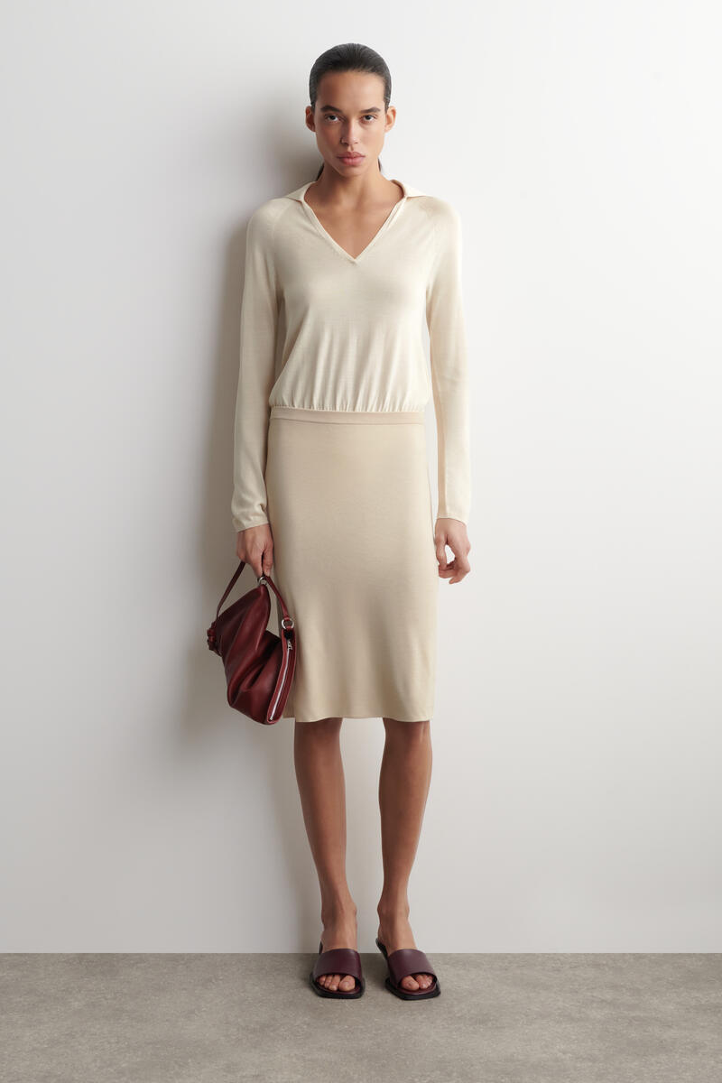 COS シアーニット シルクカシミヤボディスーツ