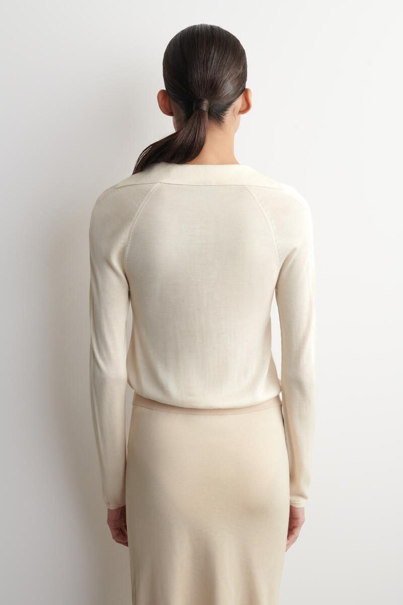 COS シアーニット シルクカシミヤボディスーツ