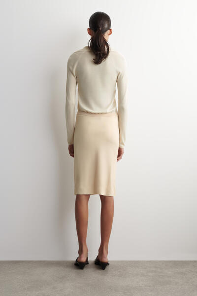 COS シアーニット シルクカシミヤスカート