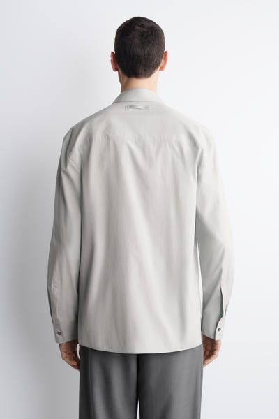 COS テーラードコットンシャツ