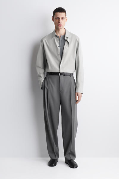 COS テーラードコットンシャツ