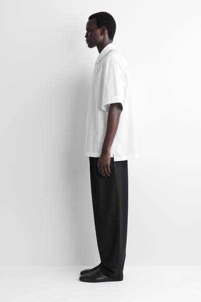 COS テーラード 半袖コットンシャツ