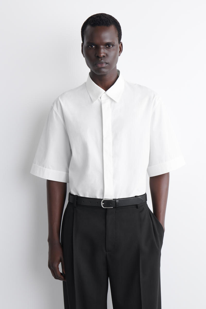 COS テーラード 半袖コットンシャツ