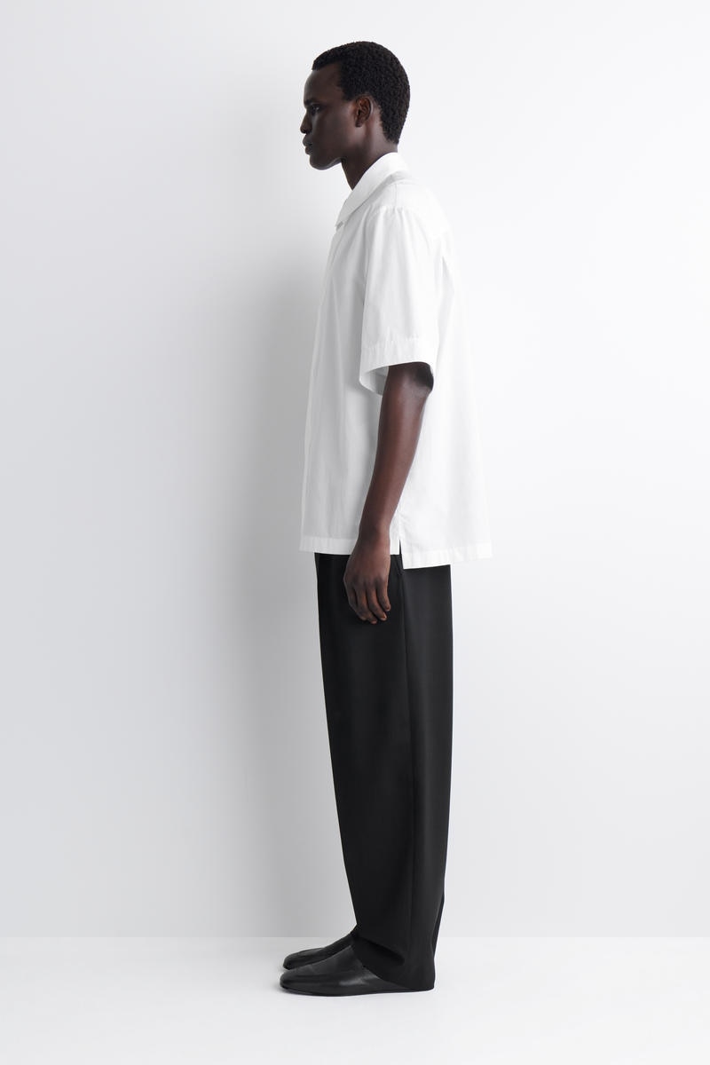 COS テーラード 半袖コットンシャツ