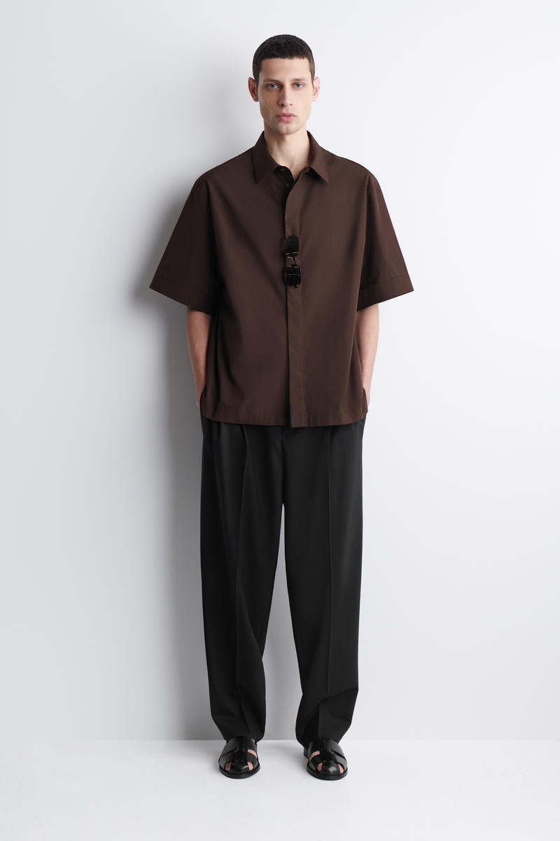 COS テーラード 半袖コットンシャツ