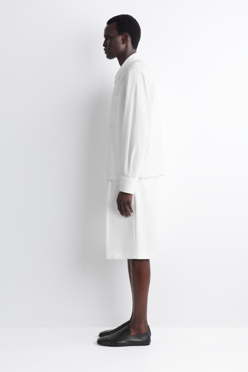 COS コットンポプリン ジップアップシャツ