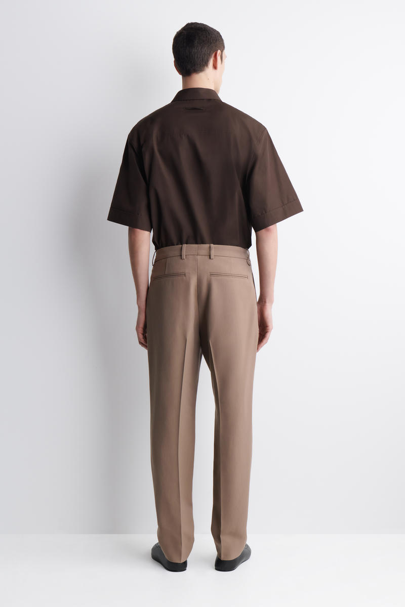 COS フルイドツイル スリムフィットパンツ