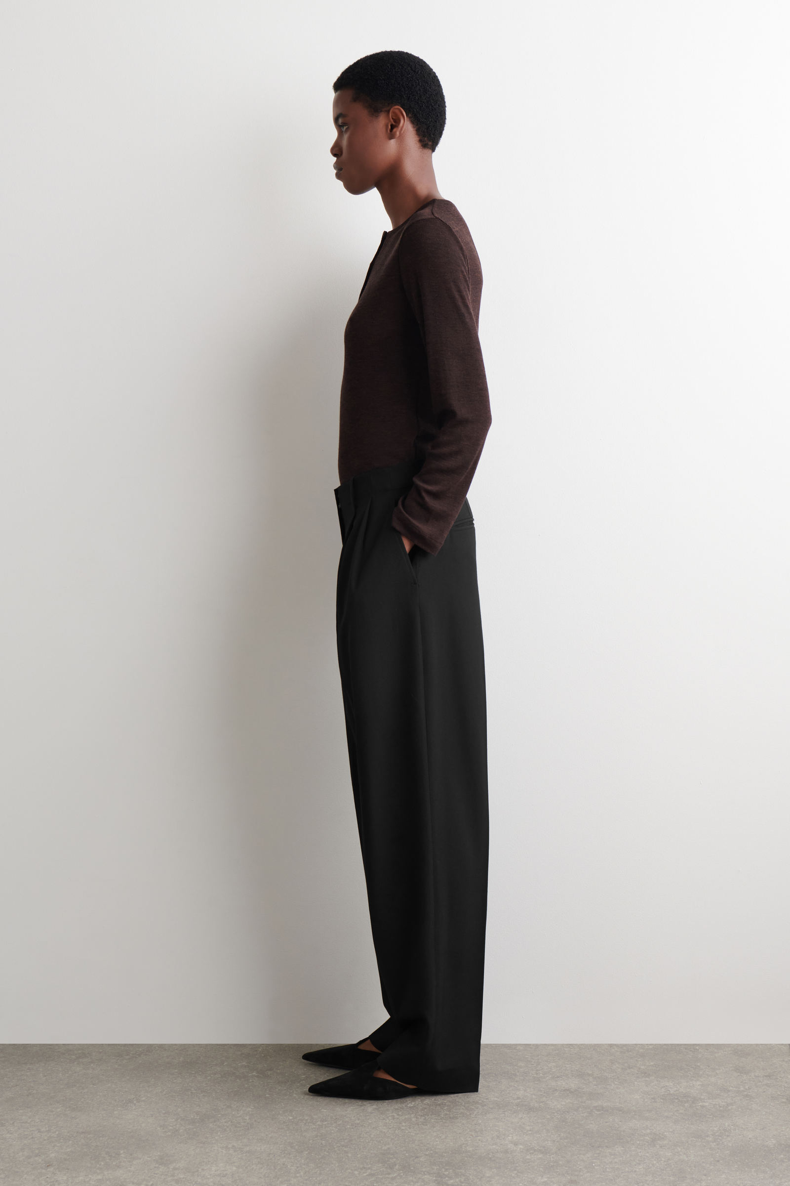 RIBBED WOOL HENLEY TOP メリノウール ヘンリートップ ブラウン