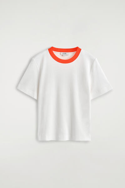 COS クリーンカットTシャツ