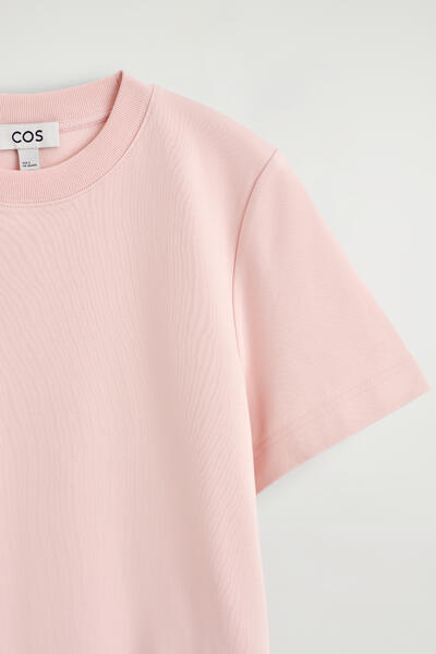 COS クリーンカットTシャツ