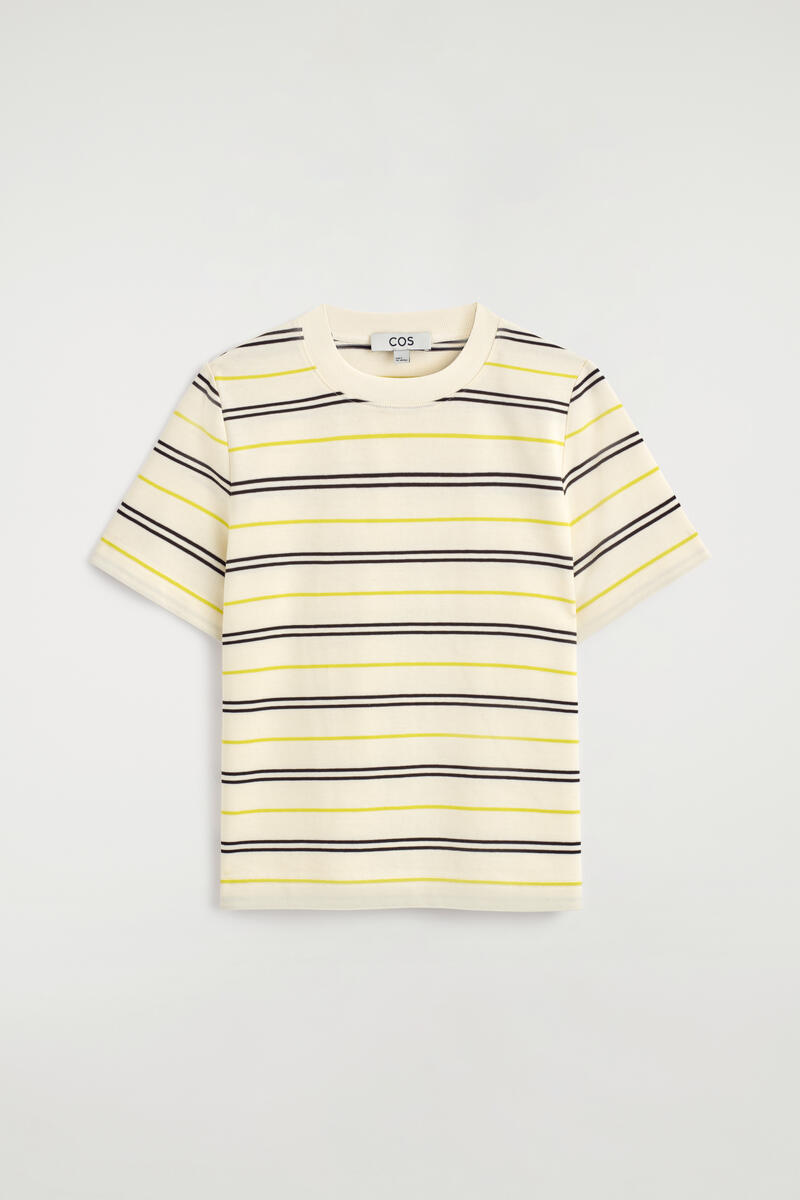 COS クリーンカットTシャツ