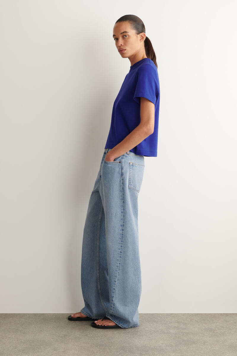 COS クリーンカットTシャツ
