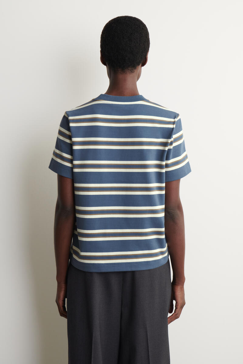 COS クリーンカットTシャツ