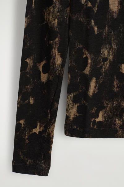 COS スリムメリノウールトップ