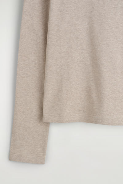 COS オーガニックコットン100％ 長袖Tシャツ