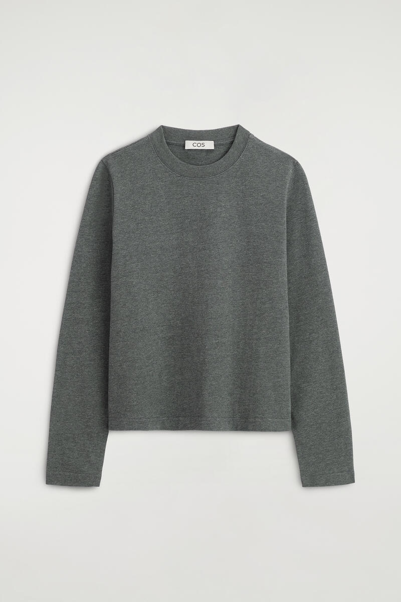 COS クリーンカット長袖Tシャツ