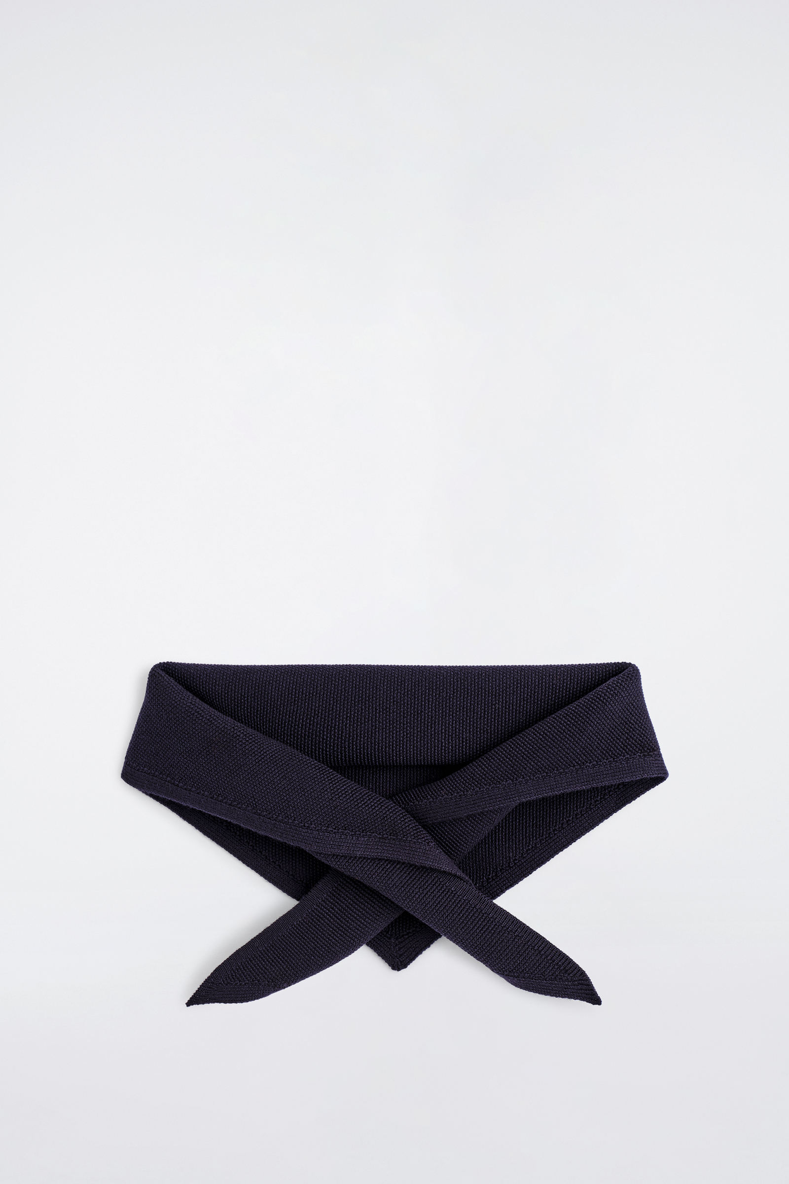 TEXTURED MERINO WOOL SCARF メリノウール スカーフ ネイビー|COS TEXTURED MERINO WOOL SCARF メリノウール スカーフ ネイビー|COS