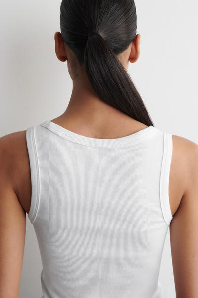 COS リブ編みコットンタンクトップ
