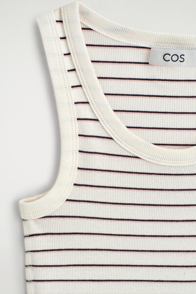 COS リブ編みコットンタンクトップ