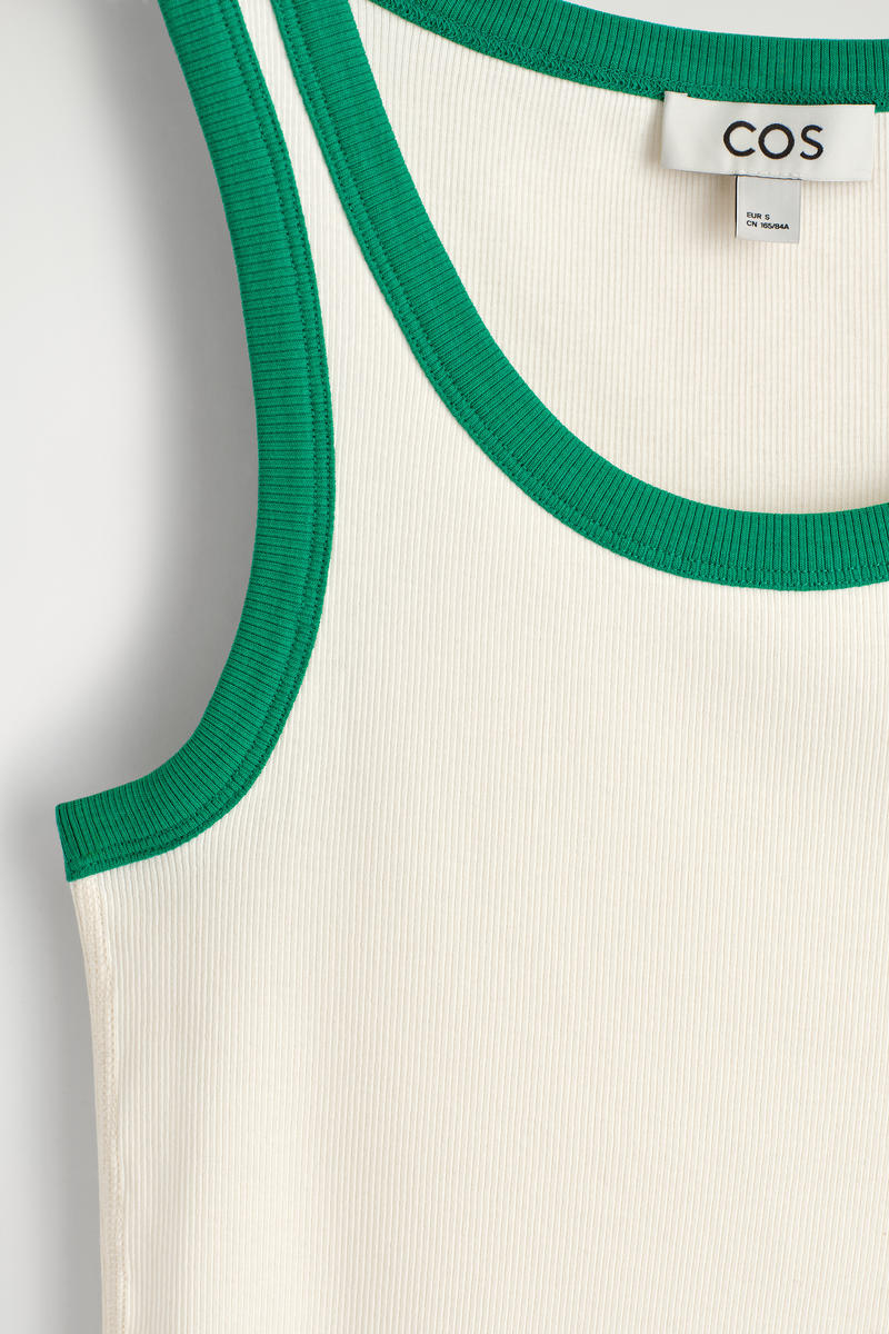 COS リブ編みコットンタンクトップ