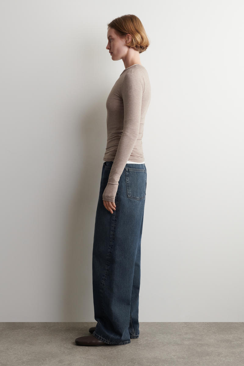 COS コットン長袖トップス