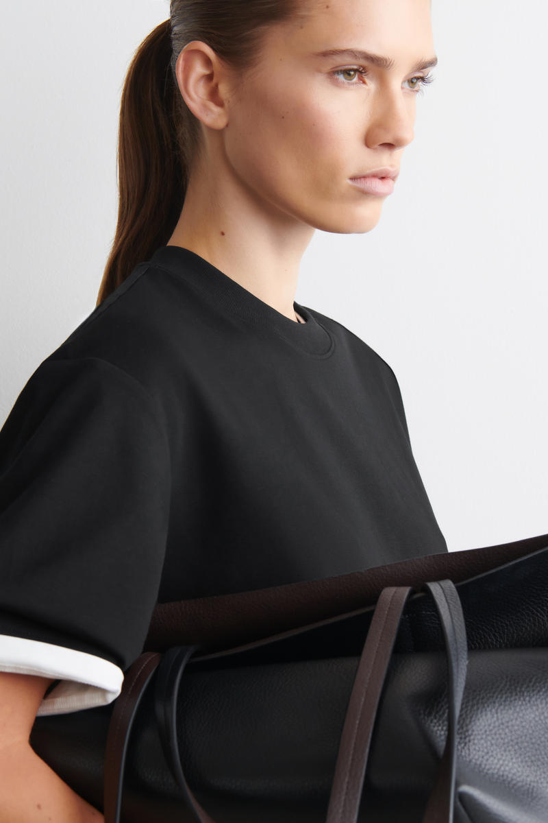 COS オーバーサイズ コットンTシャツ