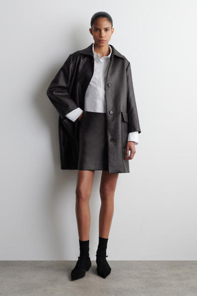 COS テクスチャードミニスカート