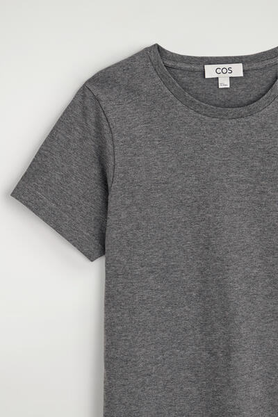 COS コットン クルーネックTシャツ