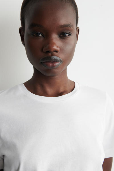 COS コットン クルーネックTシャツ