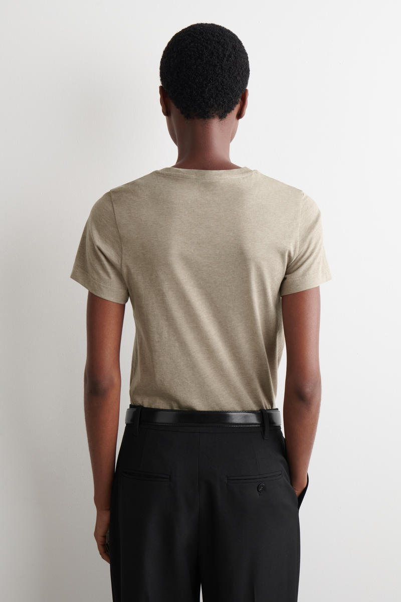 COS コットン クルーネックTシャツ