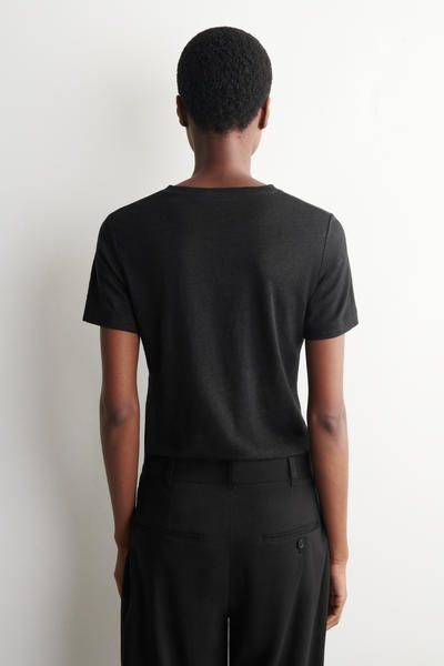 COS クルーネック リネン Tシャツ