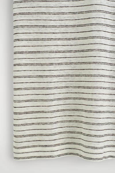 COS クルーネック リネン Tシャツ