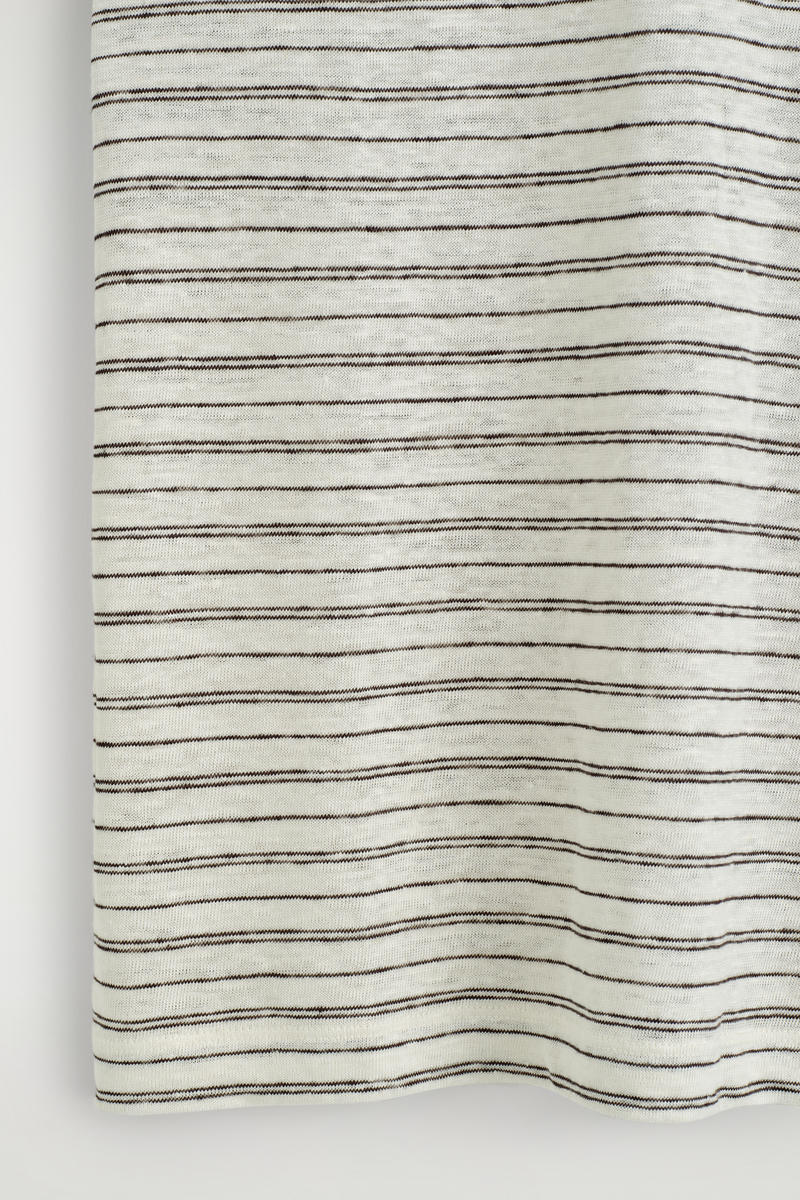 COS クルーネック リネン Tシャツ