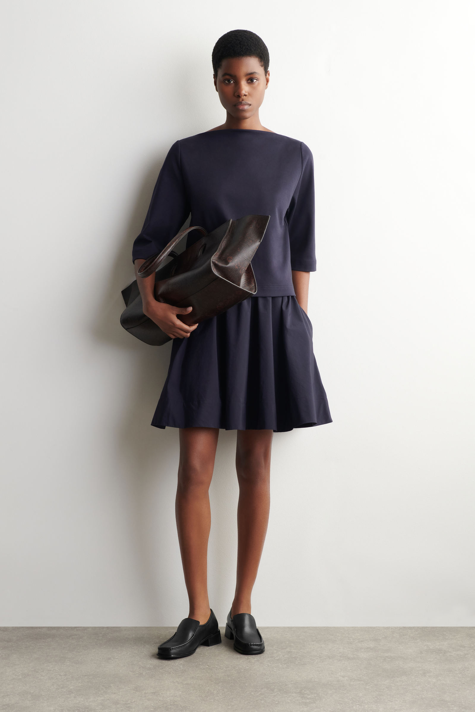 CONTRAST-PANEL BOAT-NECK MINI DRESS コントラストパネル ボート
