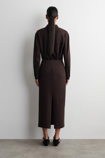 COS ジャージーミディペンシルスカート