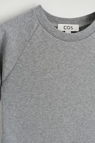 COS スリムフィット コットンTシャツ