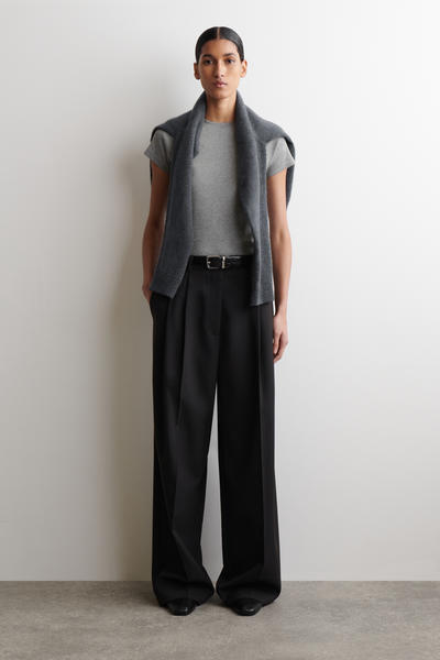 COS スリムフィット コットンTシャツ