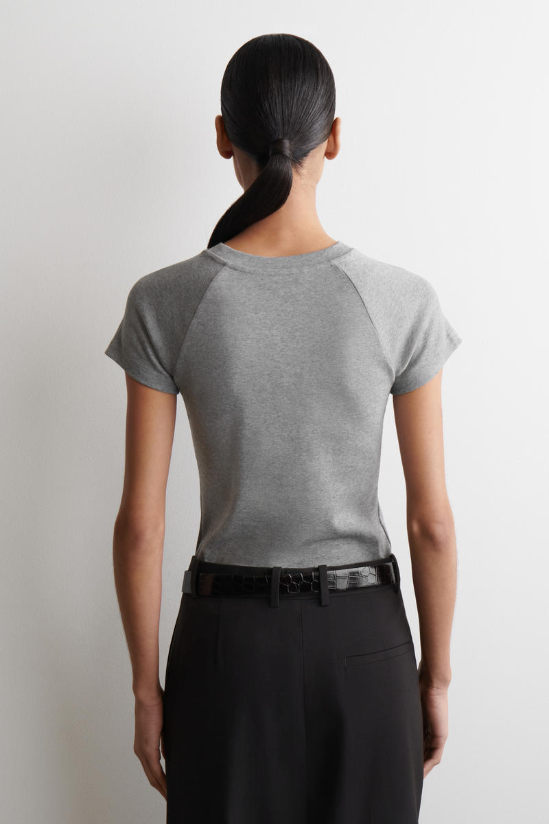 COS スリムフィット コットンTシャツ