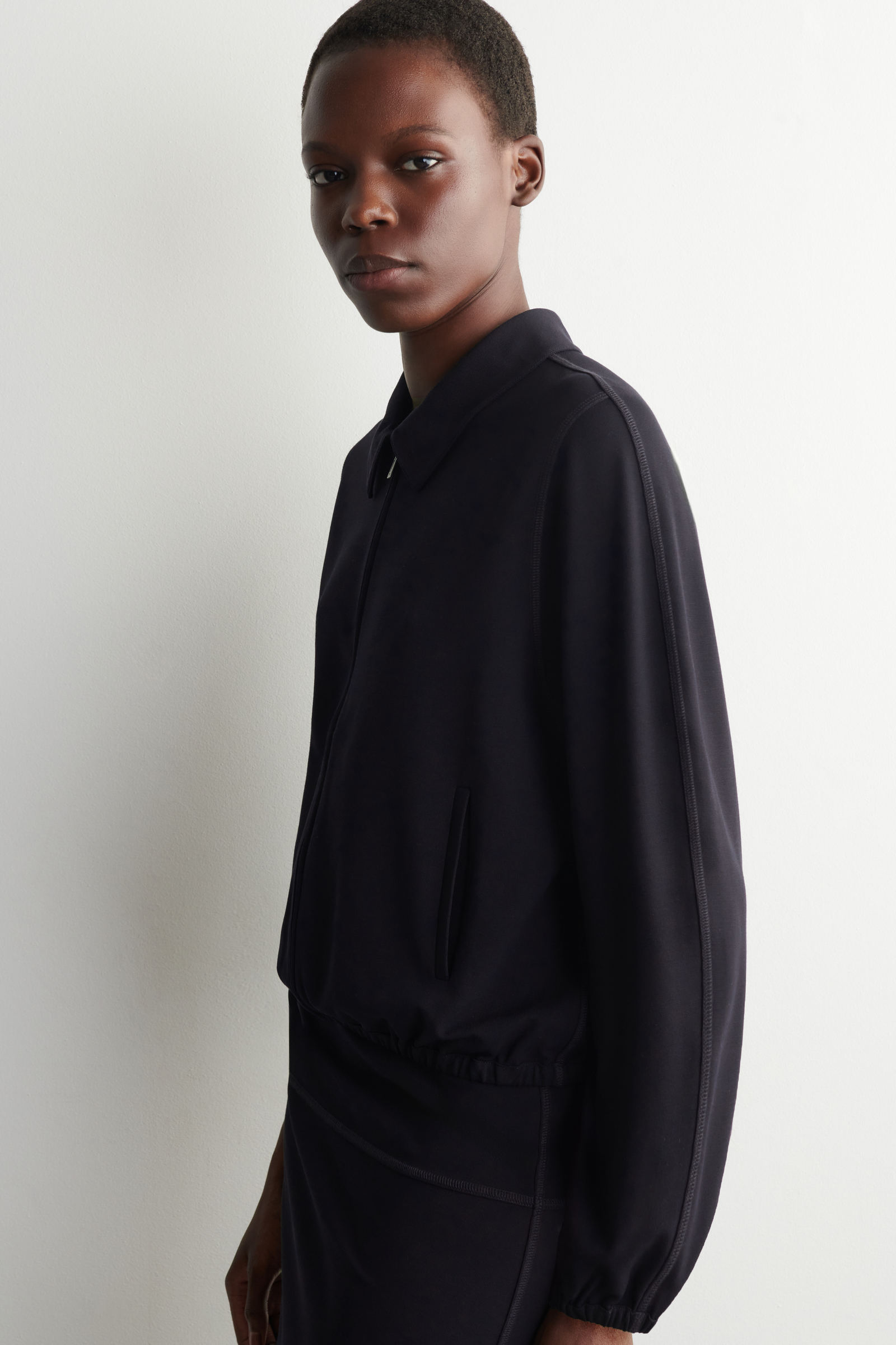 ZIPPED BLOUSON JACKET ジップアップ ブルゾン ジャケット ネイビー