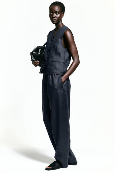 COS リネンベスト